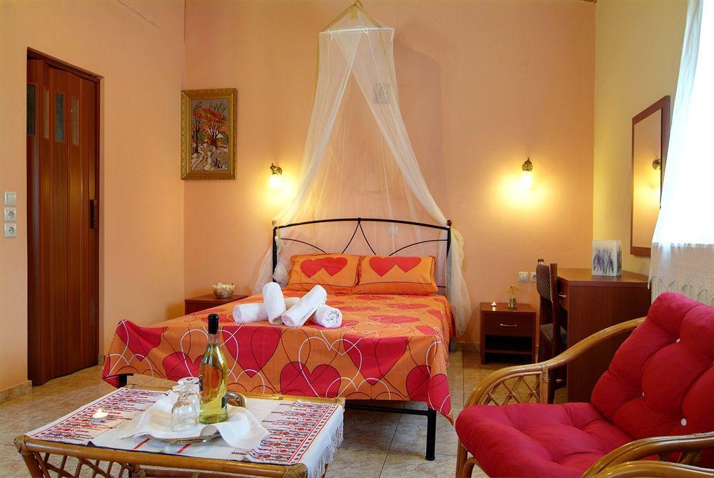 Kelari Studios Amfissa Zimmer foto